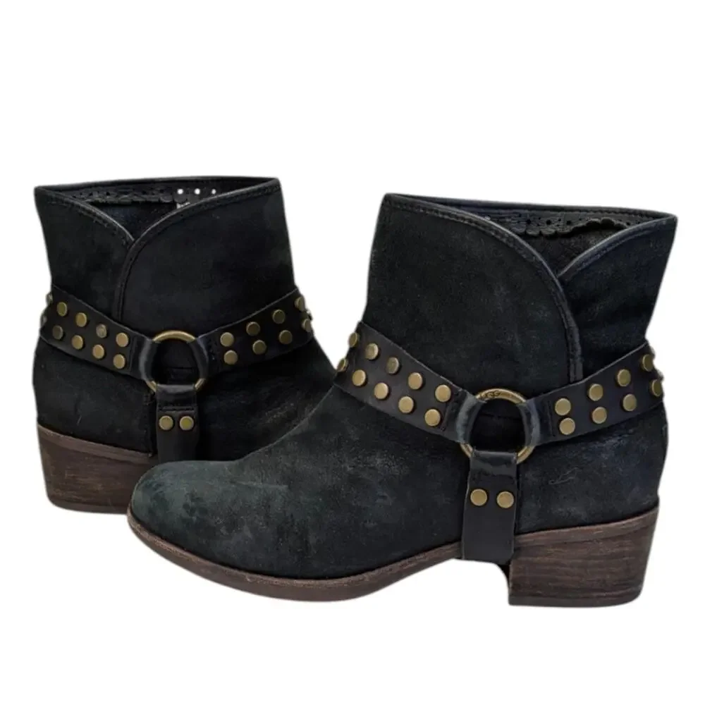 UGG Darling Suede Harness Boots GUC $189 Size 6.5  S3770